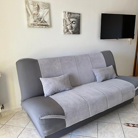 Apartments Jareb Tribunj  Ngoại thất bức ảnh