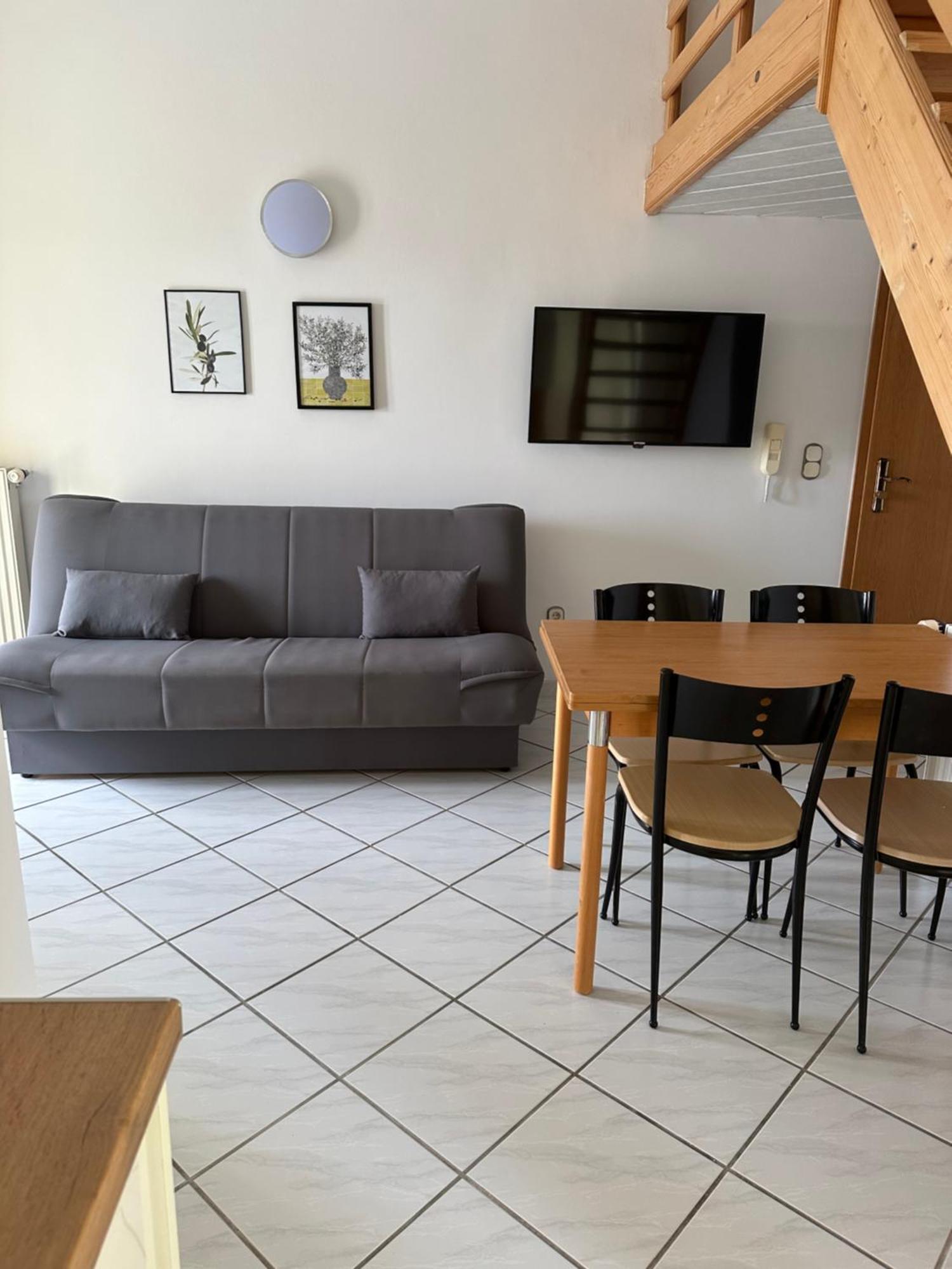 Apartments Jareb Tribunj  Ngoại thất bức ảnh